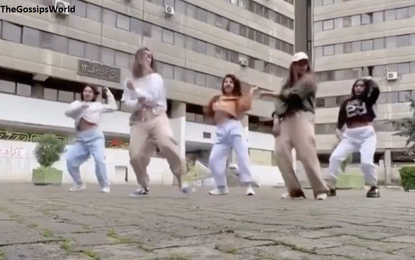 Iranian Women Dancing Without Headscarves On Calm Down Video