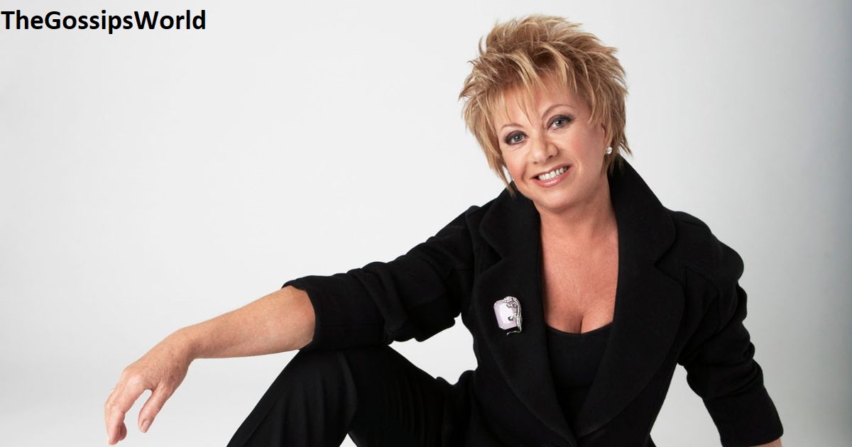 Is Elaine Paige Single Or Married?